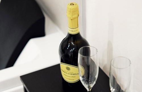 Rehouse - Luxury Suite w Jacuzzi - Foto 14