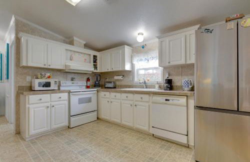 Paddle on the River! Waterfront Retreat in Stuart - Photo 9