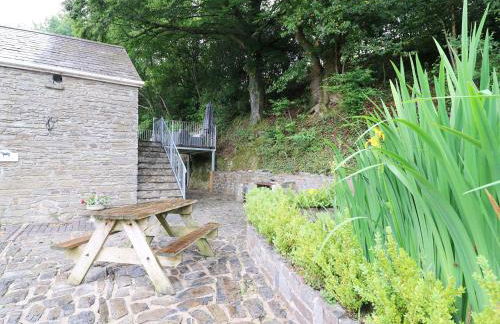 Loft Apartment - Photo 16