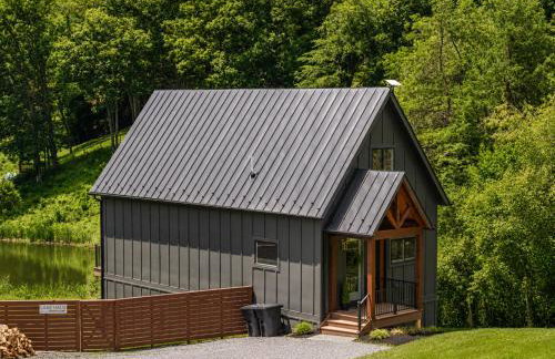 Lake Haus Cabin - Hot Tub, Sauna, Lake View, Wi-Fi - Photo 25