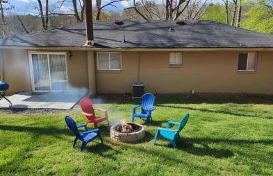 Travis' Place - Convenient and Affordable Location - Foto 28