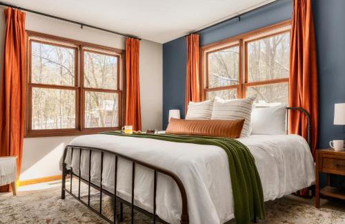 The Moondance Cabin by Lightfoot Stays Vacation Rentals - Photo 74