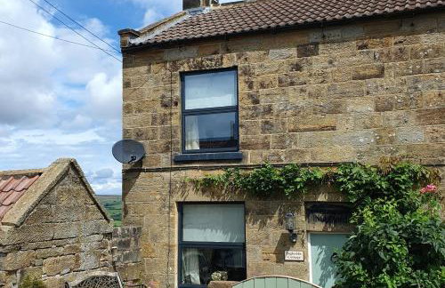 Ingleside Cottage by Together Travel - Charming Countryside Retreat - Photo 3