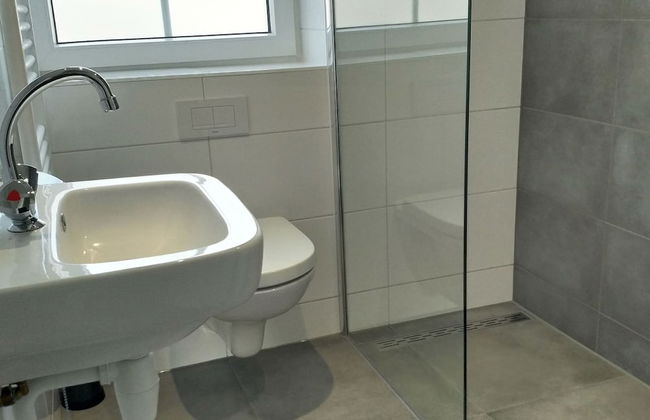 Large Countryside Group Stay - Photo 8