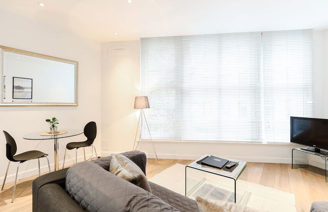 Trafalgar Square by Excel Apartments - Photo 22