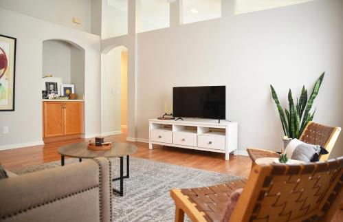 Artisan's Retreat - Poolside Paradise Near Disney - Foto 5