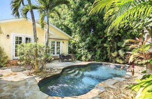 Mango Haus - Savor Tropical Living by a Lush Lagoon Pool - Foto 1