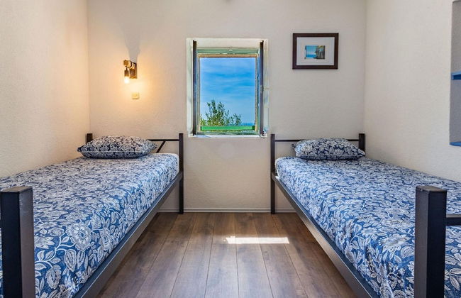 Authentic Stone House on the Mountain Velebit - Foto 3