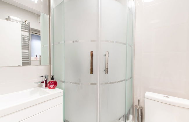 Luxury London Apartment 5-double rooms - Foto 18