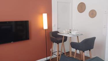 Mazamet - Studio neuf et moderne en centre-ville - Photo 2