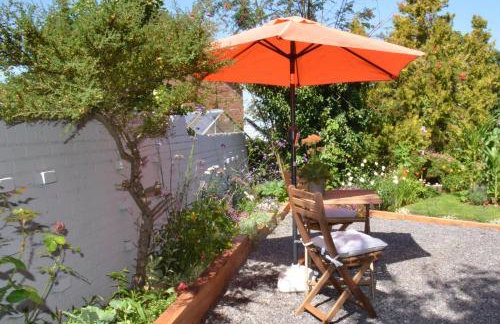 The Annexe - Photo 1