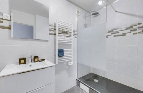 Chic and spacious apart with parking - Foto 7