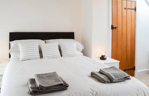 Fair Maid - Photo 14