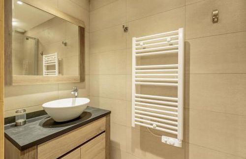 Appartement Haute gamme ski aux pieds, piscine, sauna. - Foto 12