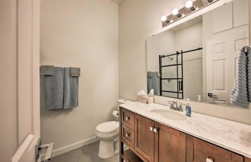 Modern Cedar Creek Lake Retreat with Panoramic View! - Foto 32