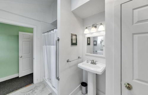 Bear Pass - Mountain View 4 Bedroom Home by RedAwning - Foto 44