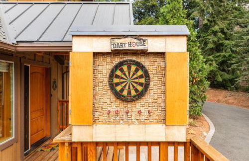 Sequoia Retreat- Spacious Cabin, Hot tub, & Sundeck - Foto 52