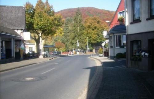 Apartment in Waldbreitbach mit Whirlpool by Interhome - Foto 17