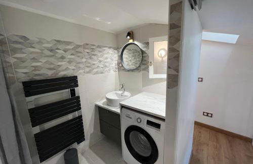 Maison au pied du château + parking privé - Photo 18