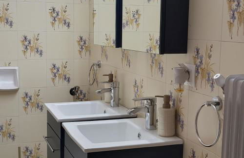 Classico Apartment - Photo 12