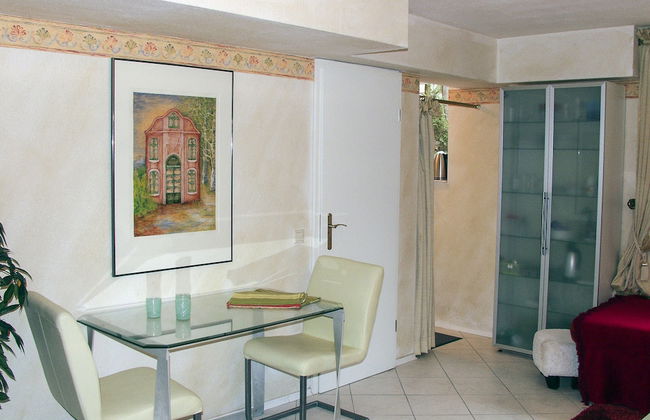 Tolstov-Hotels Apartment - Photo 4