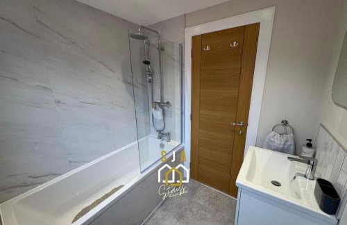 Beachside Cottage - SJA Stays - Modern 3 Bedroom House - Foto 37