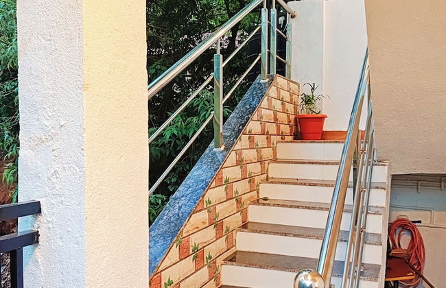 Janani Niwas Matheran - Photo 24