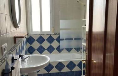 CH Apartamentos Luque - Foto 2