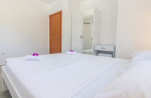 Apartments Latkovic - Photo 13