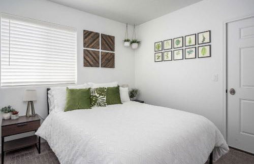 Luxury 2BR Basement Retreat Utah Lake Views - Foto 22