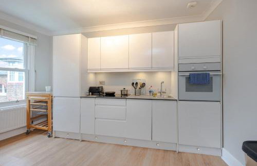 Cosy 2 Bed in Kensington Olympia - Foto 6