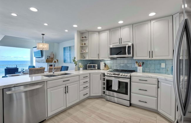 NEW Listing! Seaside Sunset - Foto 11