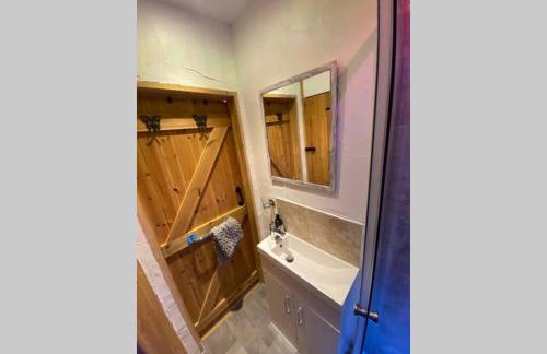 Windsor/Ascot/Bracknell beautiful barn - Photo 11