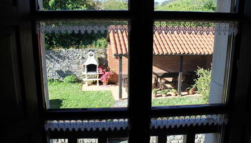 Rodiles Rural Apartamentos - Foto 2, Garden view