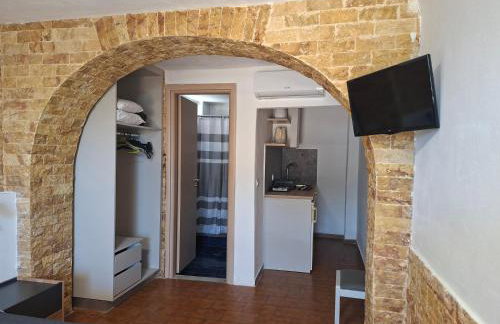 Corali Studios & Portobello Apartments - Photo 12