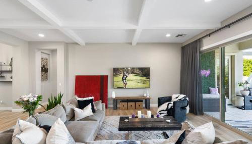 Elegant Phoenix Getaway w Pool and Spa Heating - Foto 4