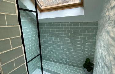 The Old Dairy Cottage - Photo 32