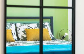 Three bedroom Central flat Near train station - Foto 52