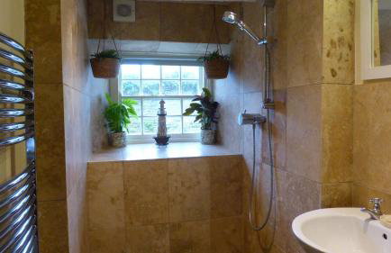 East Titchberry Cottage - Thatched cottage charm in rural North Devon - Photo 3