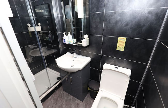 VR Apartments - Photo 66