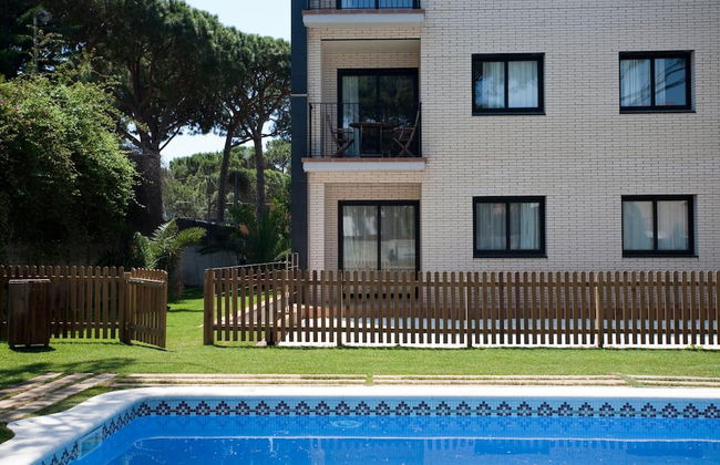 SG Marina 54 Apartments - Photo 18