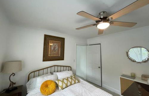 Jungle Cottage with luxury pool, hot tub and more! - Photo 21