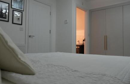 Spacious 5 Bed Home with a Cinema Room, Open Plan Living - Foto 12