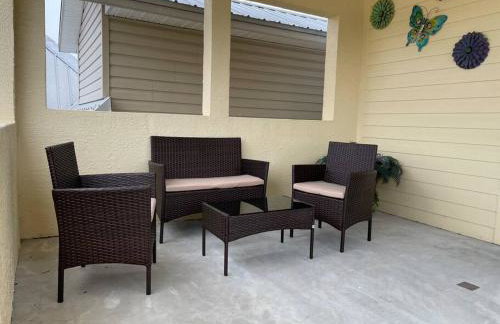 Adorable private 1-bedroom studio on mini-farm. - Foto 6