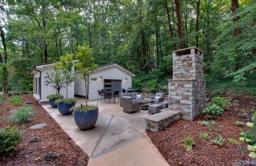 Lofted Romantic Tree House Immersed in Nature in Alabama - Foto 16
