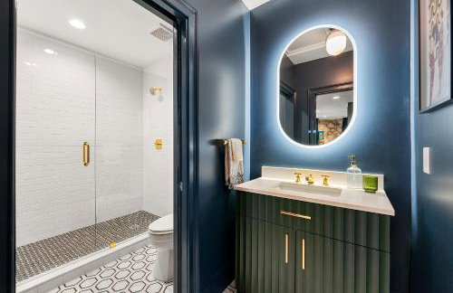 Opulent Loft on Main St -Walk to Stone Mtn Park! - Foto 9