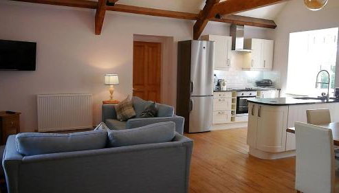 Rusko Stables - Foto 3