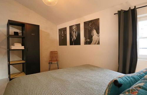 Douceur Uzétienne Appartement de Caractère Climatisé - Foto 29