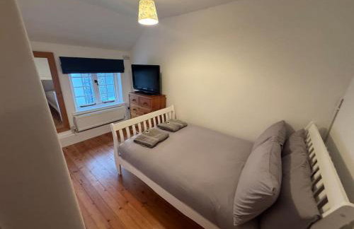 3 Double Bed Character Cottage in Quiet Hamlet - Photo 37