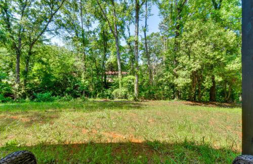 1 Mi to Lake Hartwell Updated Retreat with Patio! - Foto 24